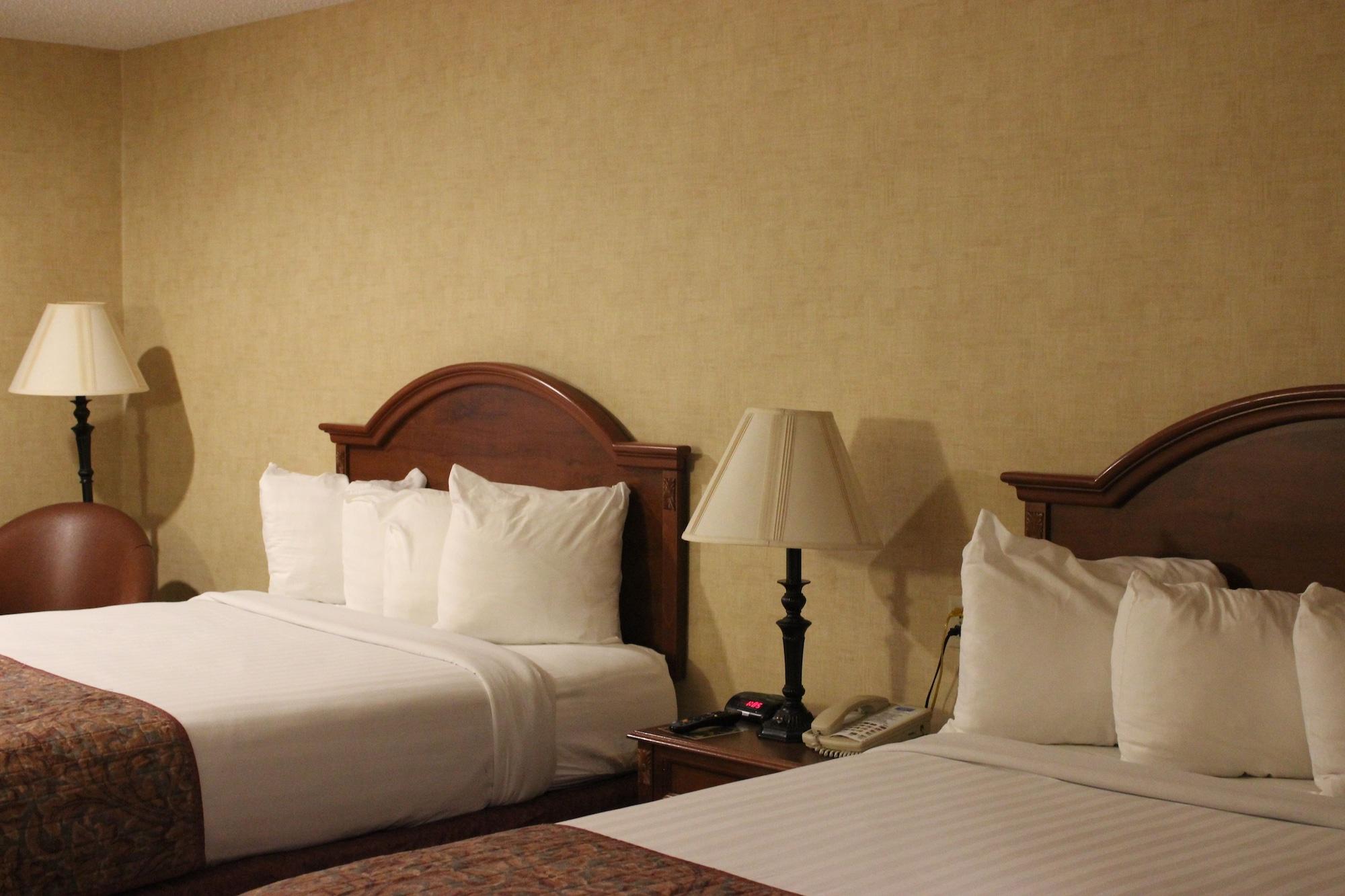 Rodeway Inn Columbia Mall Loop Гранд Форкс Екстериор снимка