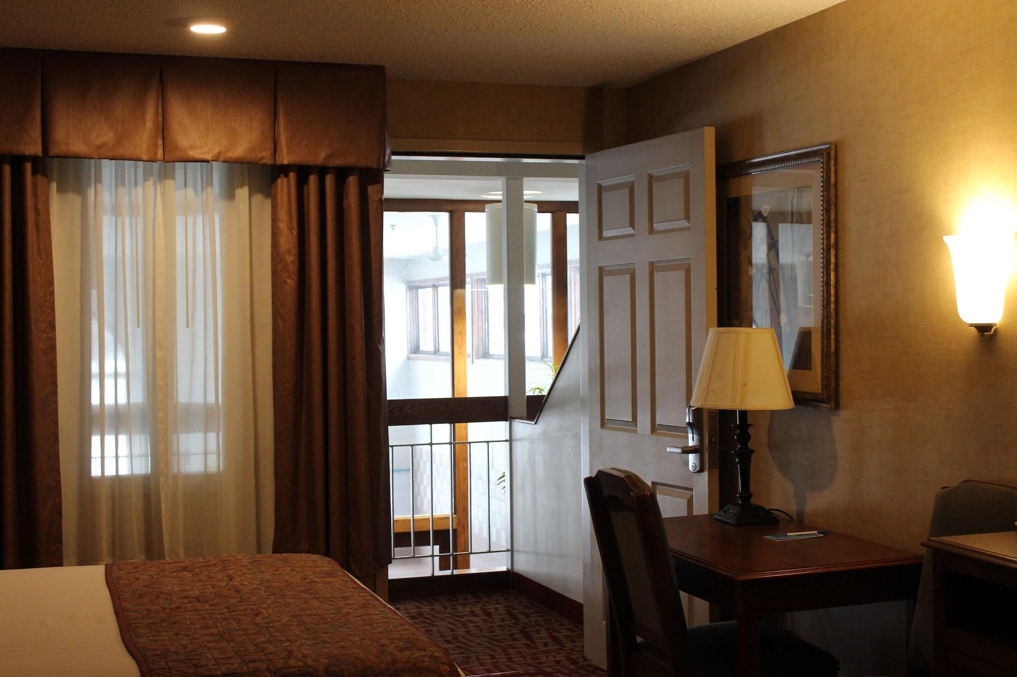 Rodeway Inn Columbia Mall Loop Гранд Форкс Екстериор снимка