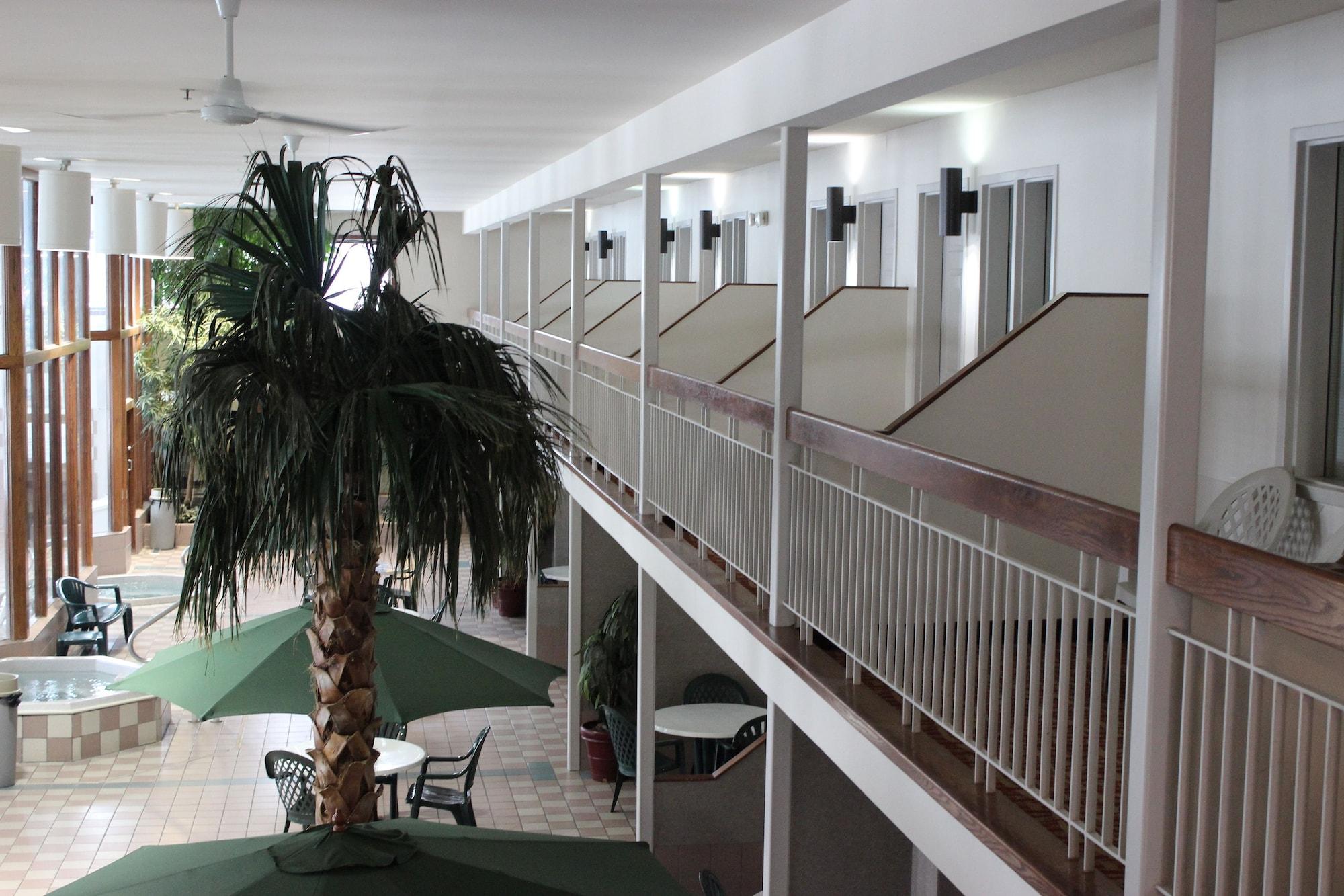 Rodeway Inn Columbia Mall Loop Гранд Форкс Екстериор снимка