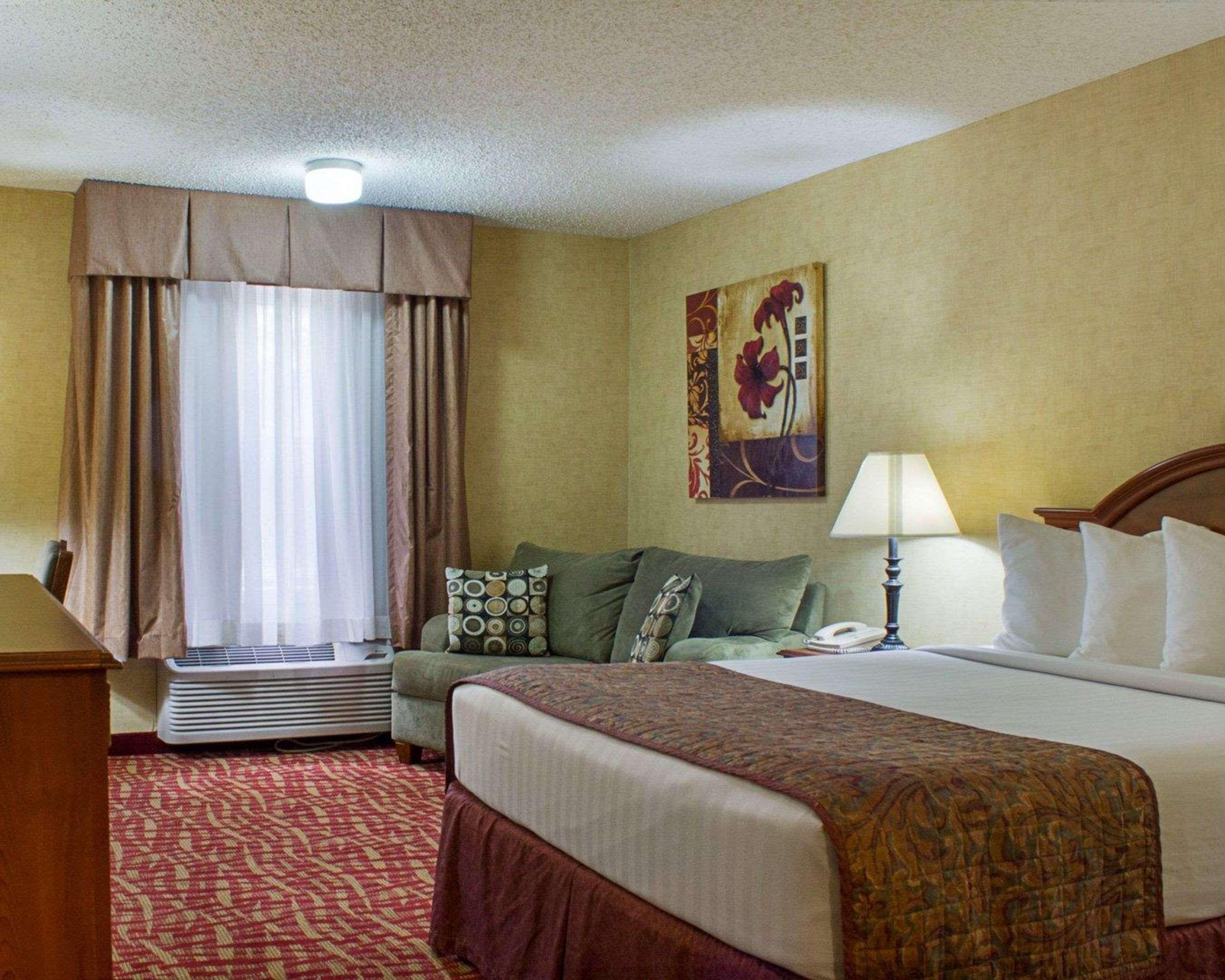 Rodeway Inn Columbia Mall Loop Гранд Форкс Екстериор снимка